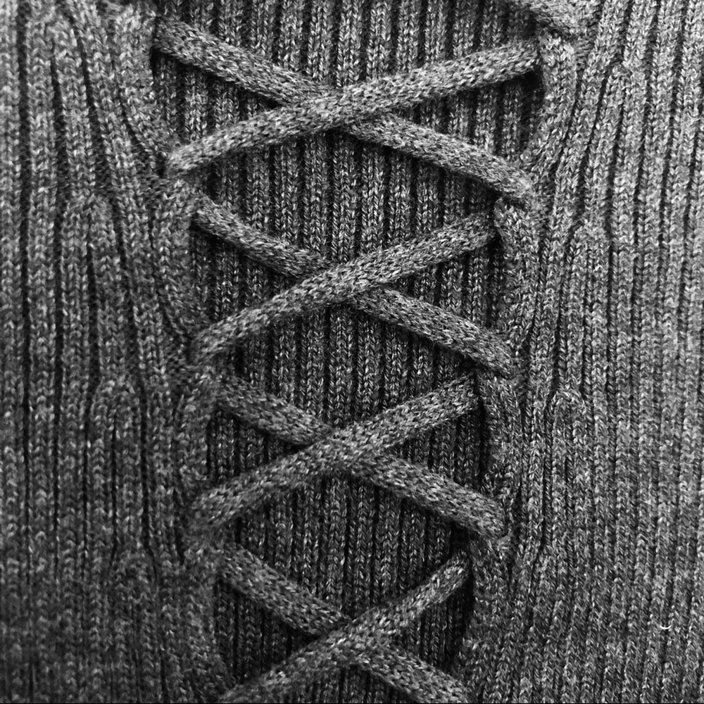 NWOT Ribbed Knit Top - Picture 2 of 3